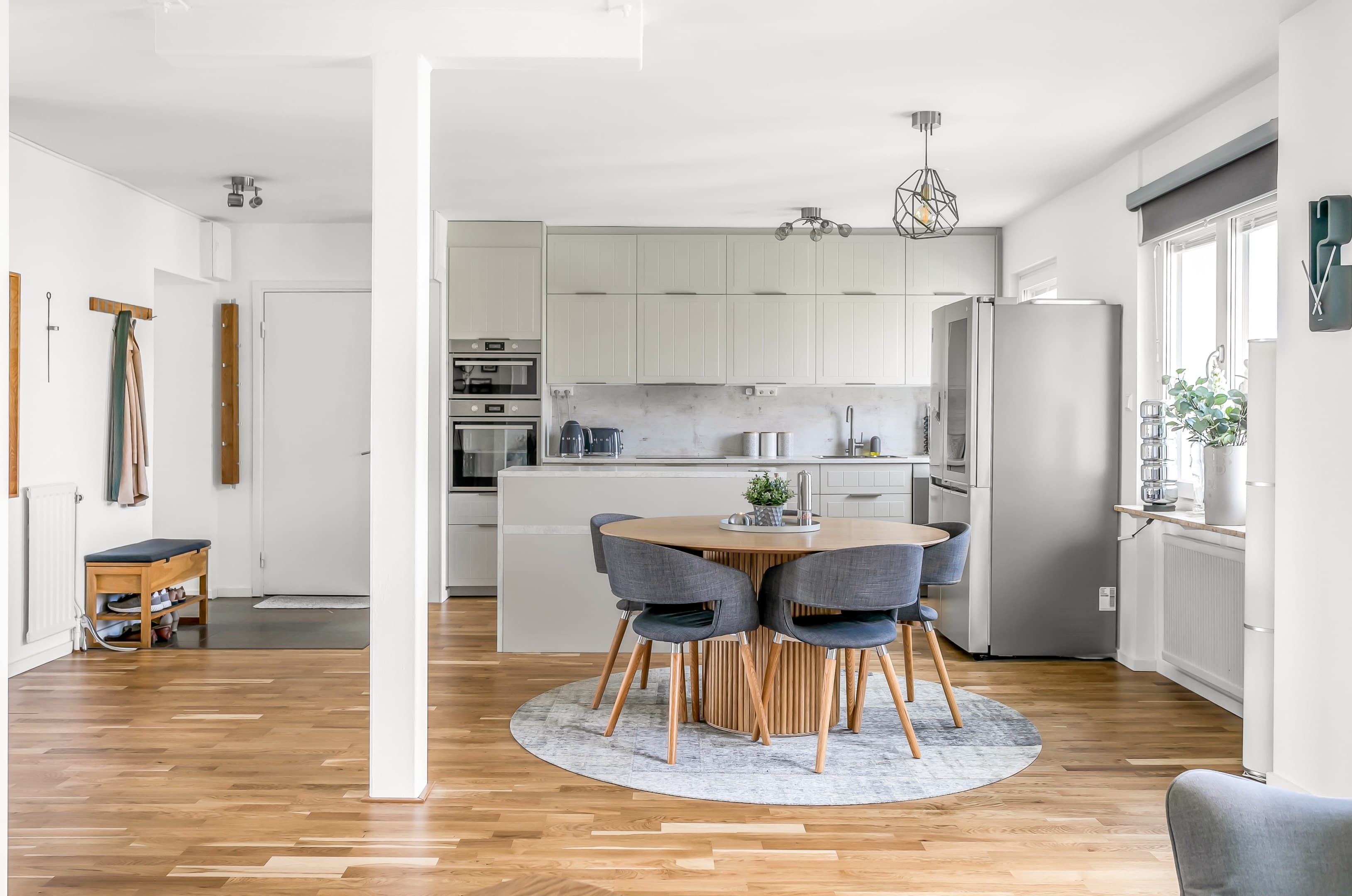 Tiundagatan 48B