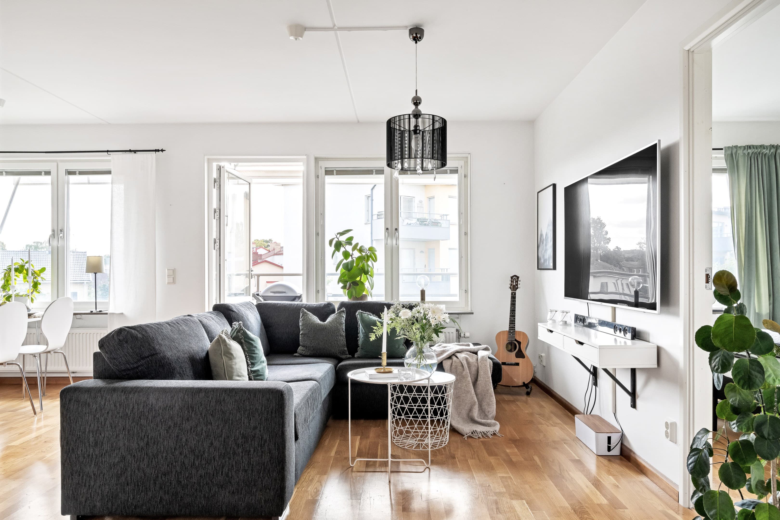 Hällbygatan 15