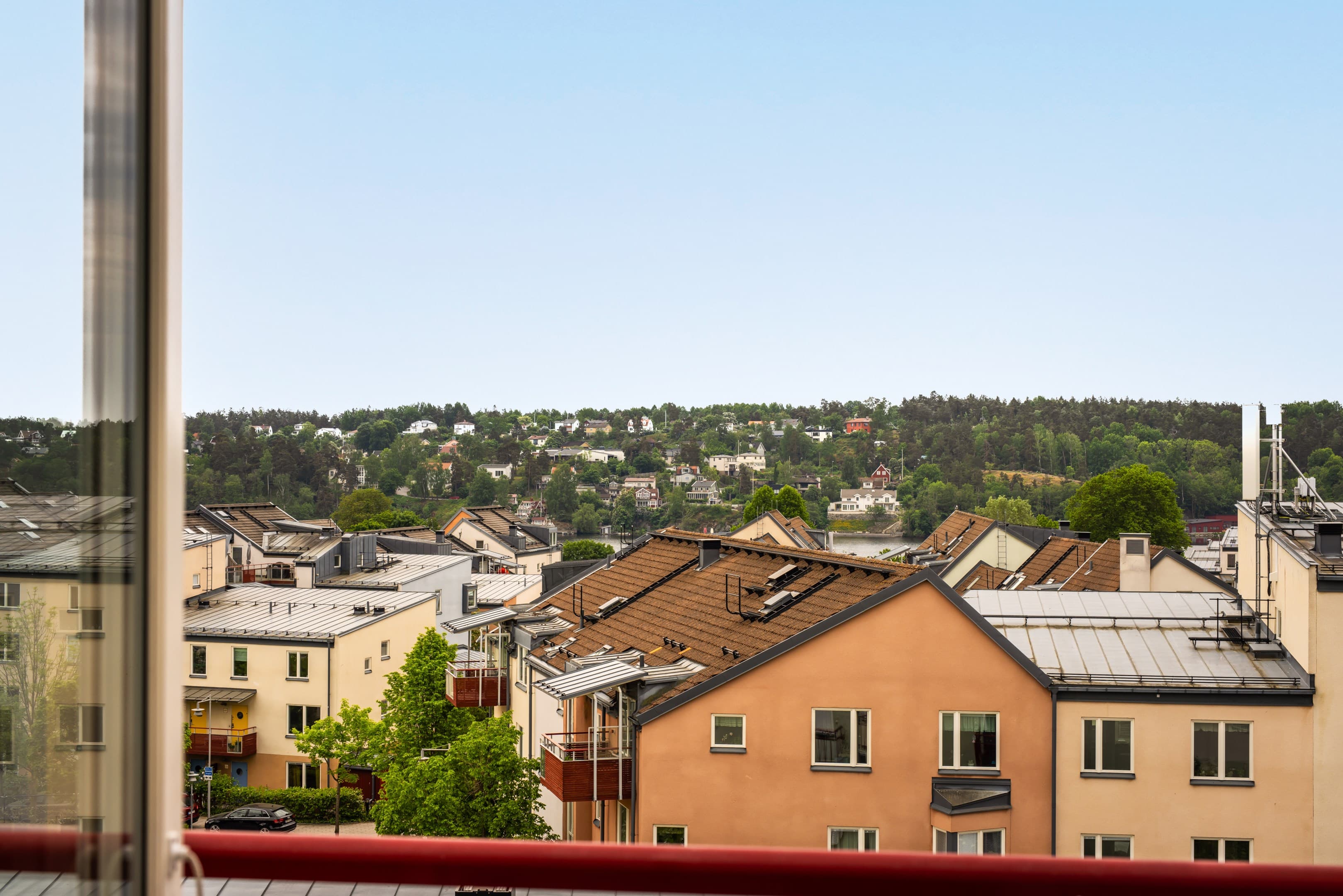 Järla Gårdsväg 11, Vindslägenhet