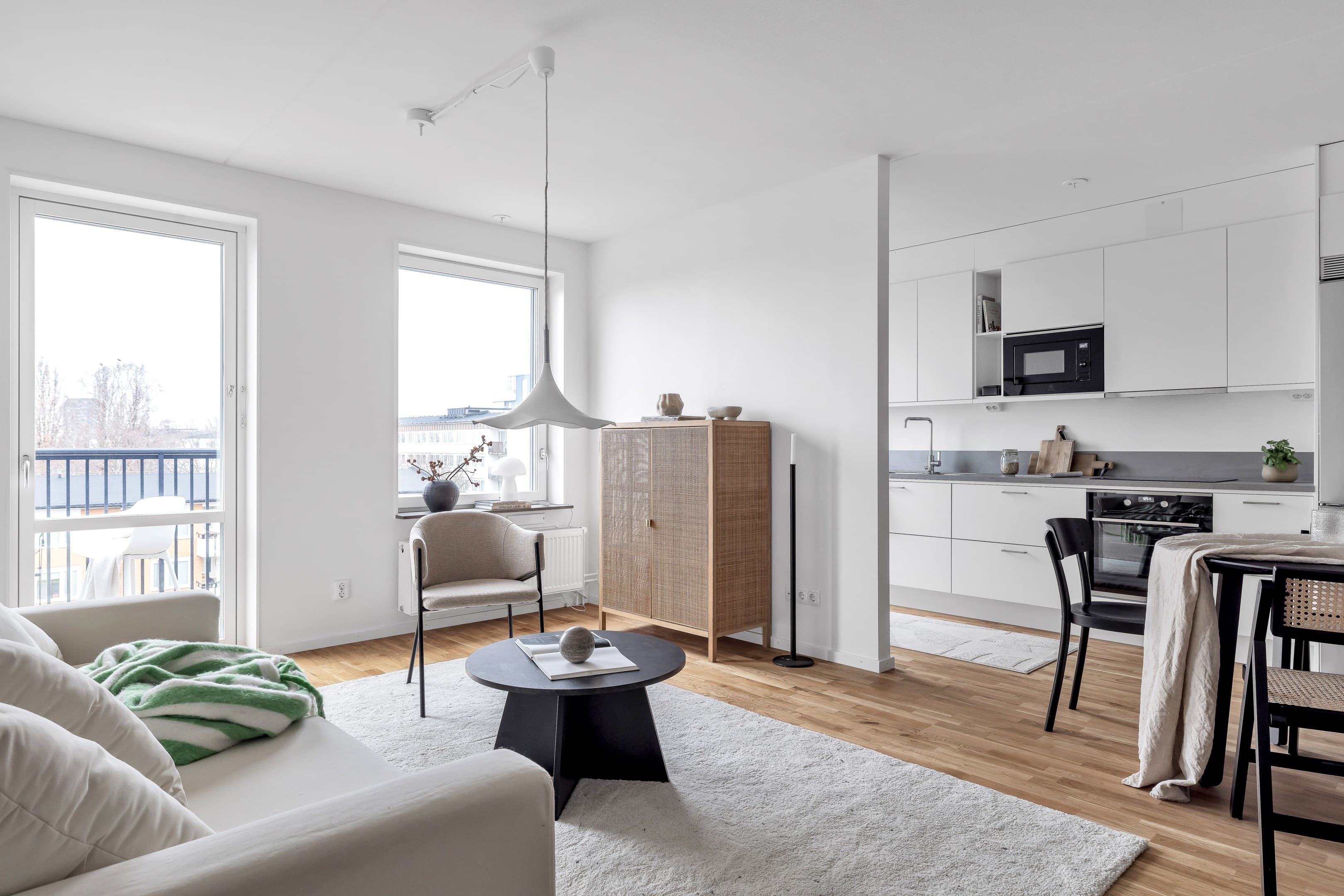 Gränby bilgata 28