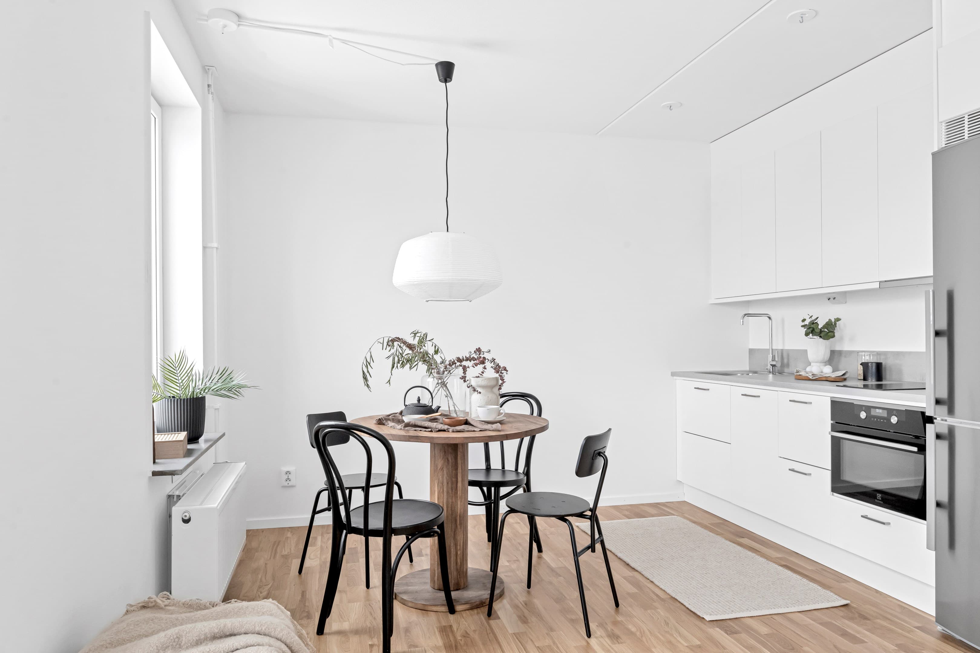 Gränby bilgata 28