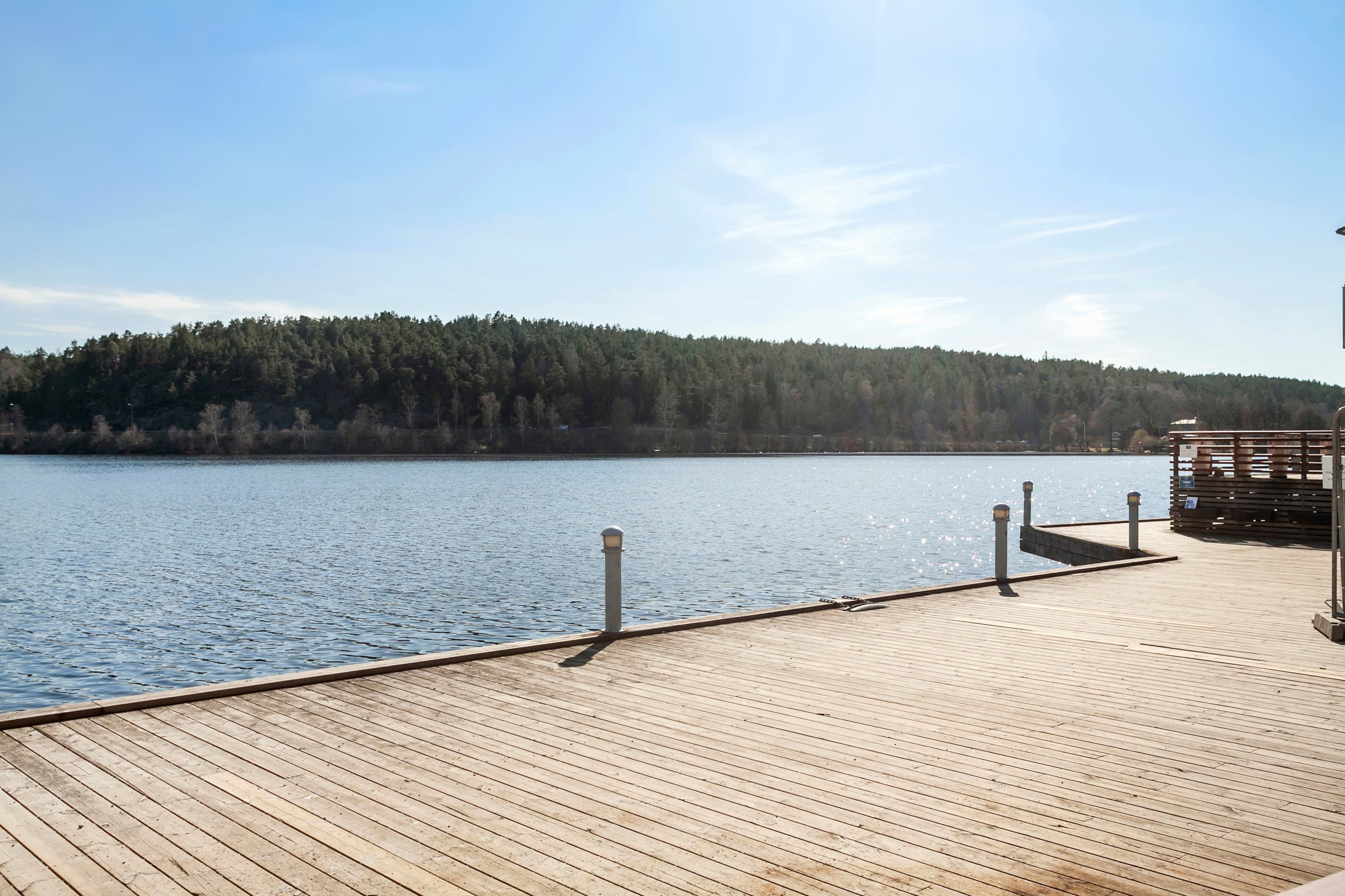 Järla gårdsväg 21