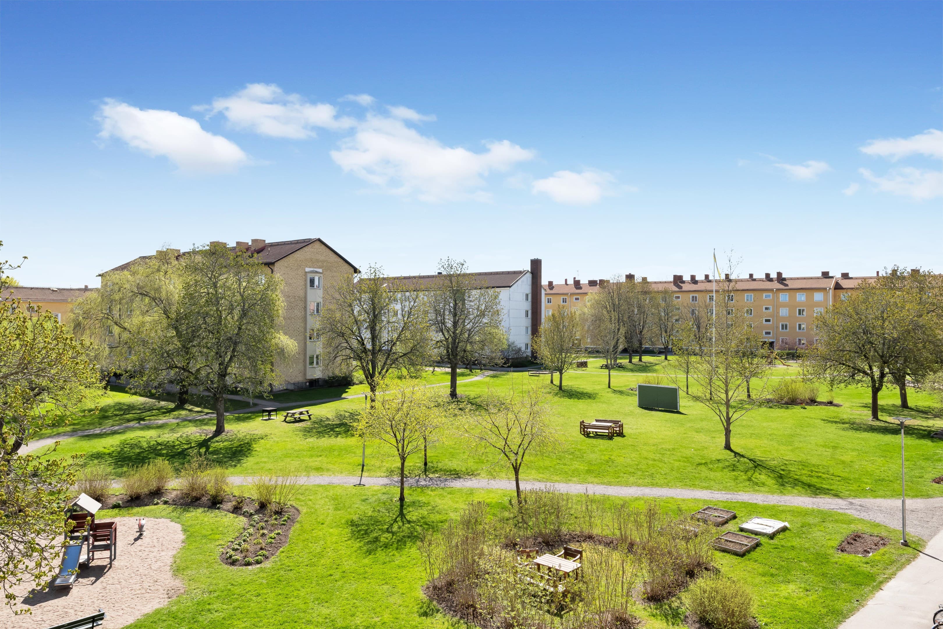 Hällbygatan 32B