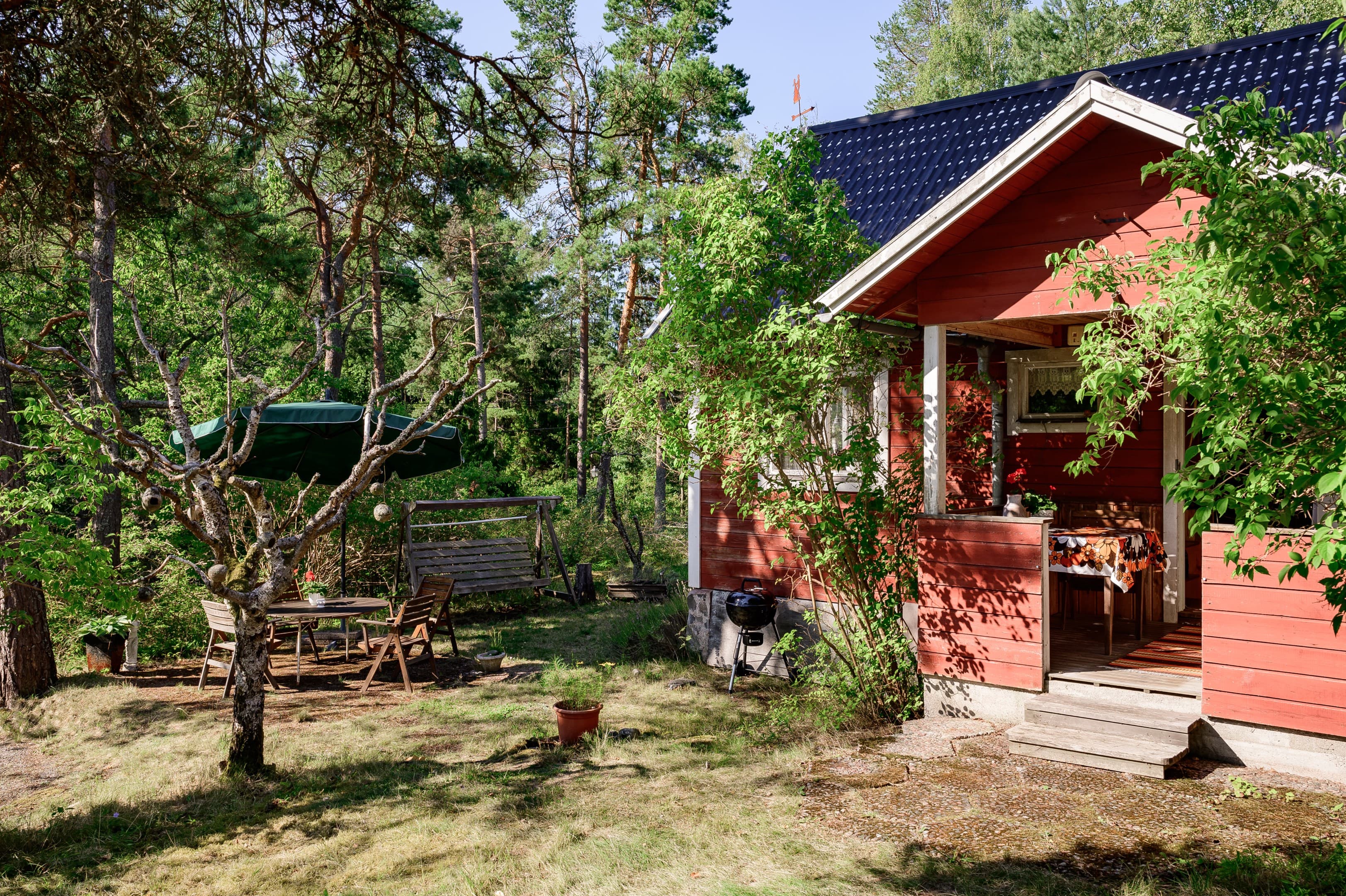 Röde orms väg 7