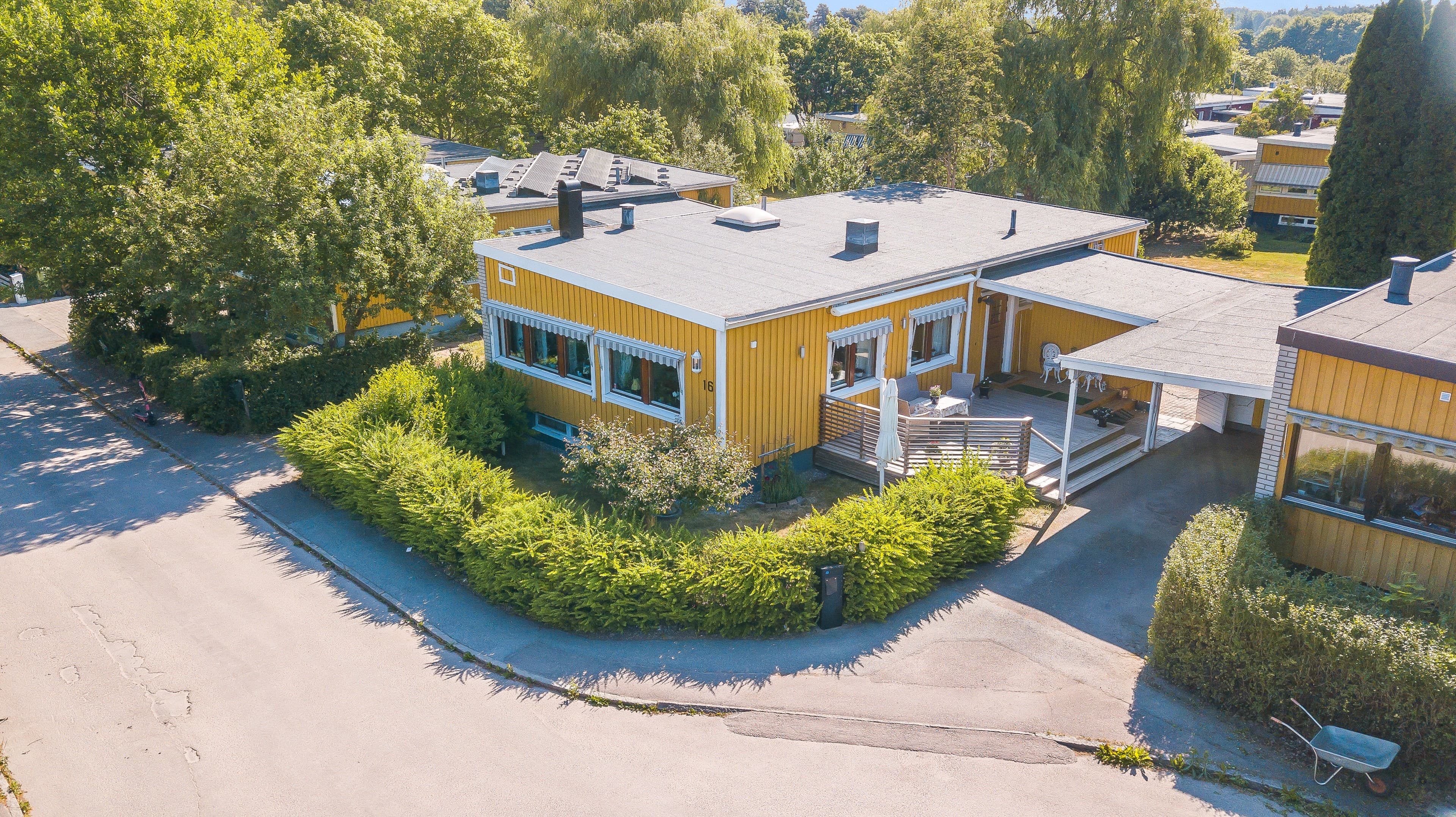 Ullsaxvägen 16