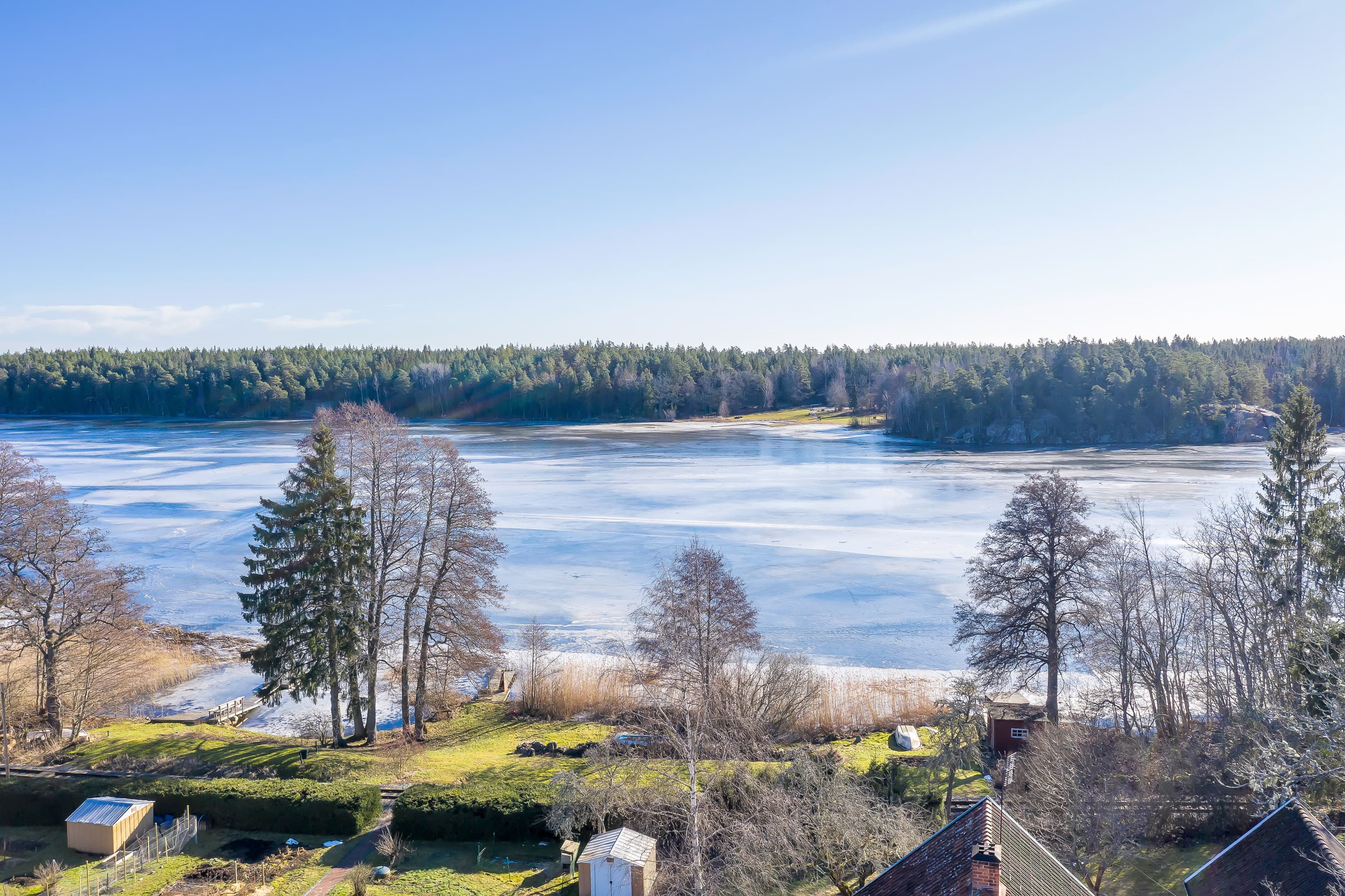 Lännalöt 12