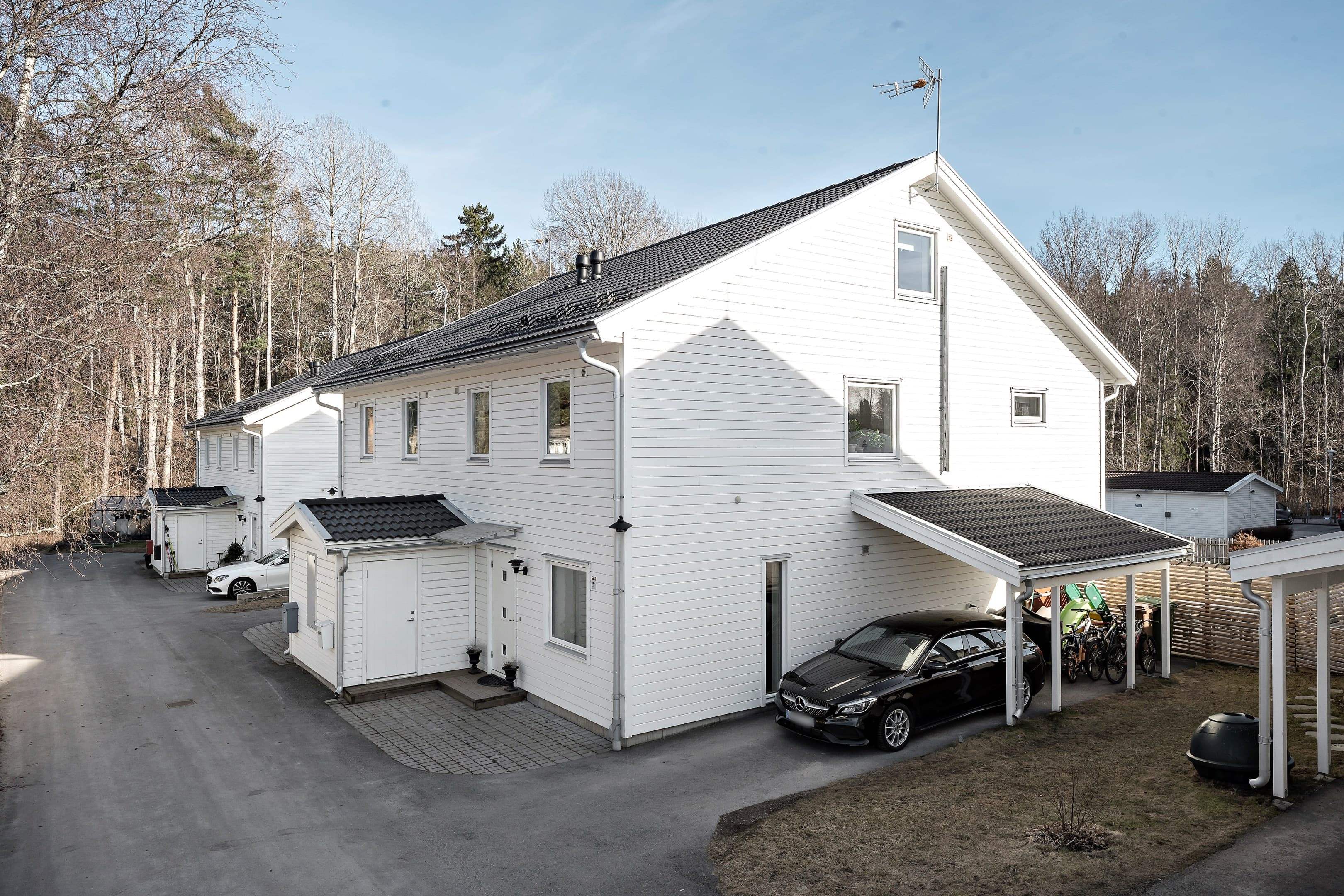 Dag Hammarskjölds väg 244C