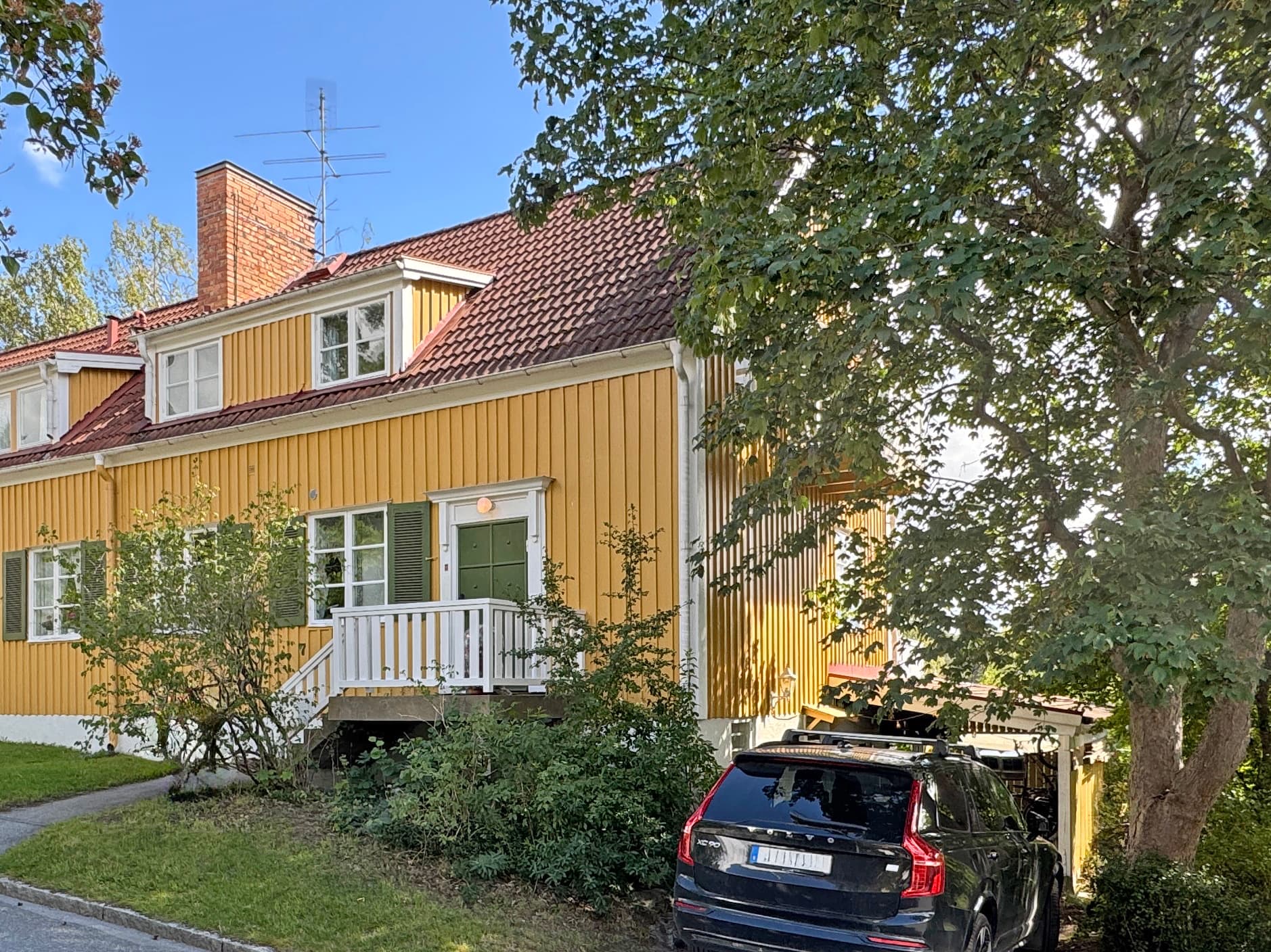 Hackspettsvägen 7
