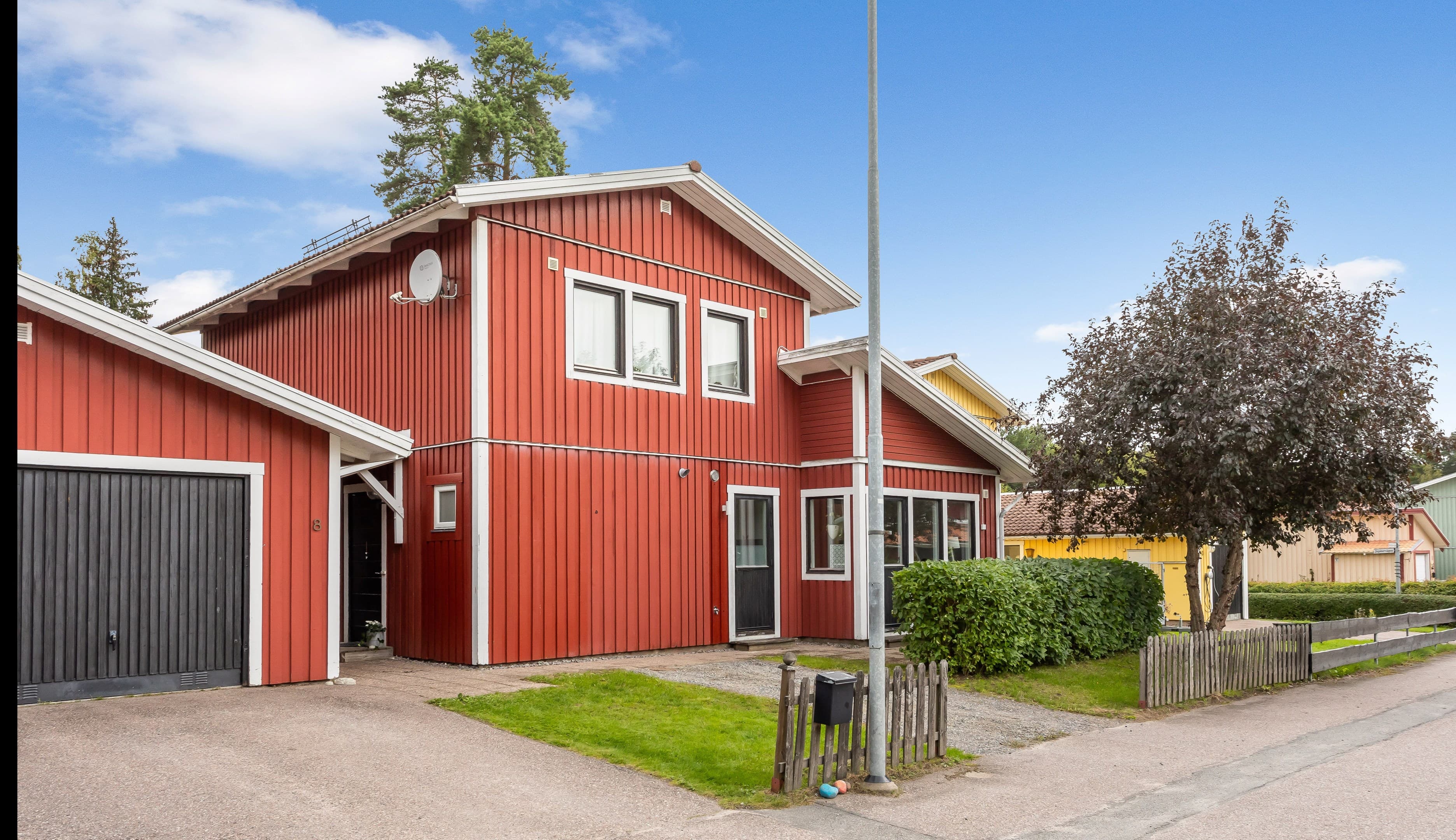 Saturnusvägen 8