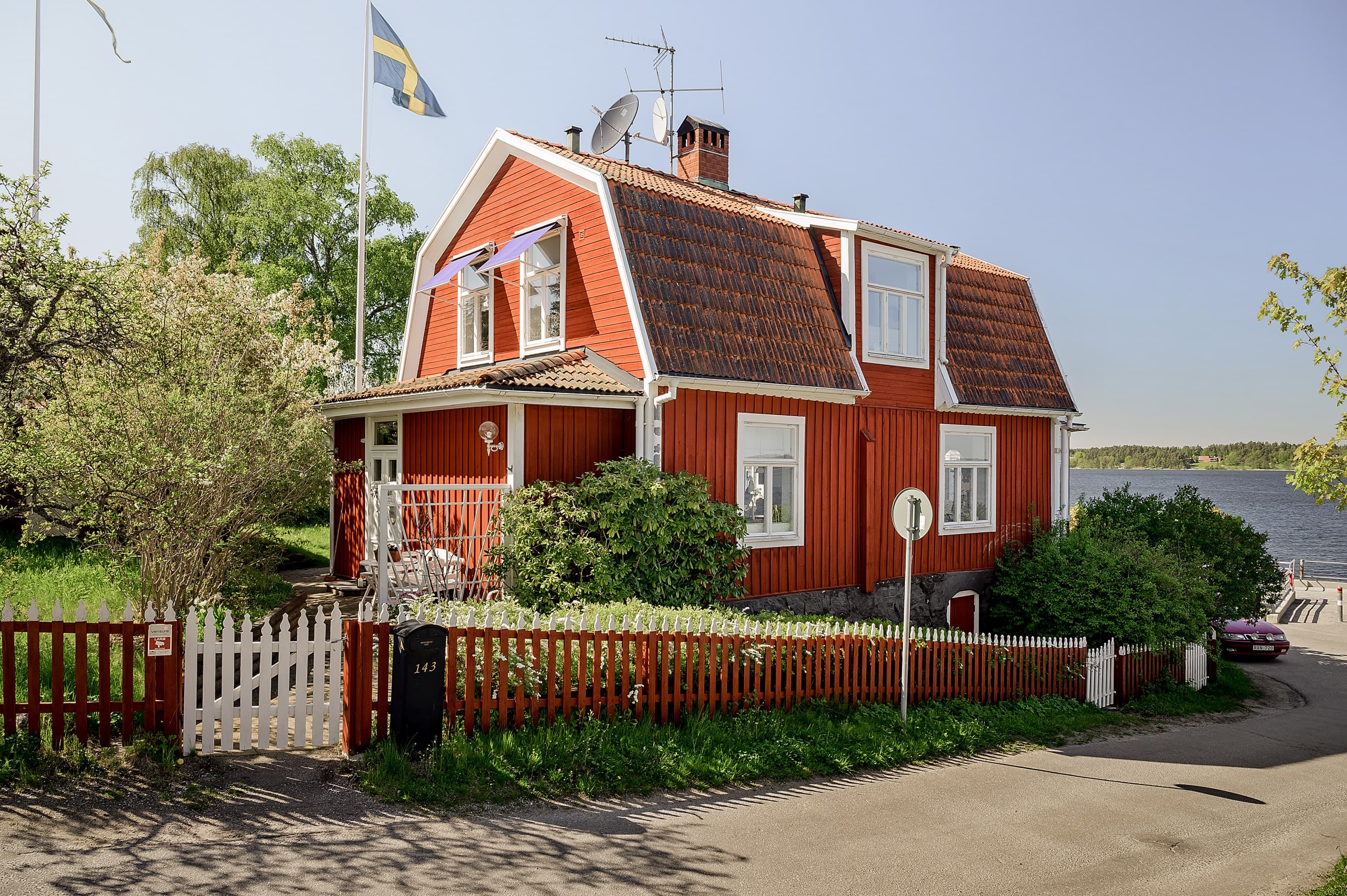Hasseluddsvägen 143