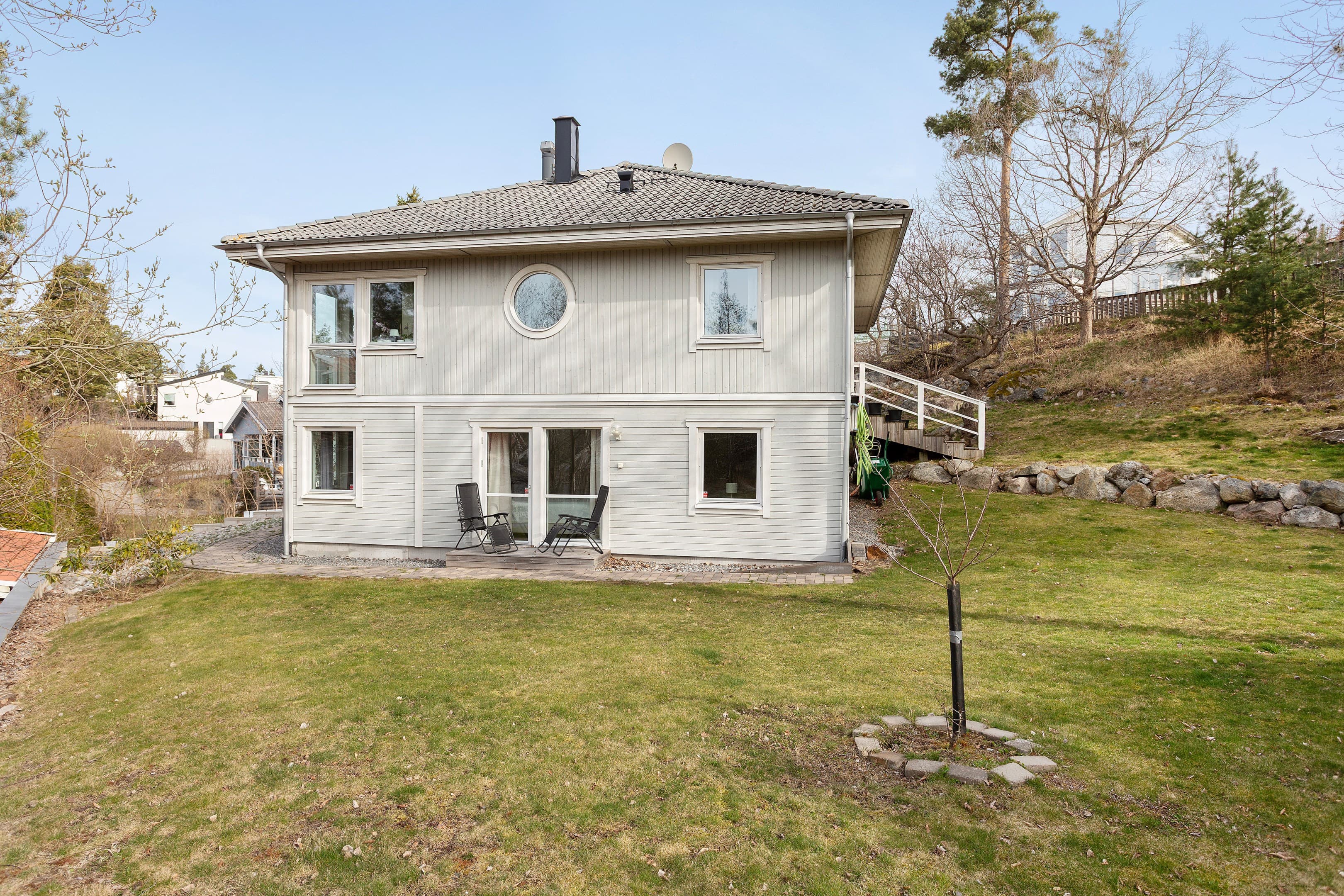 Porfyrvägen 18