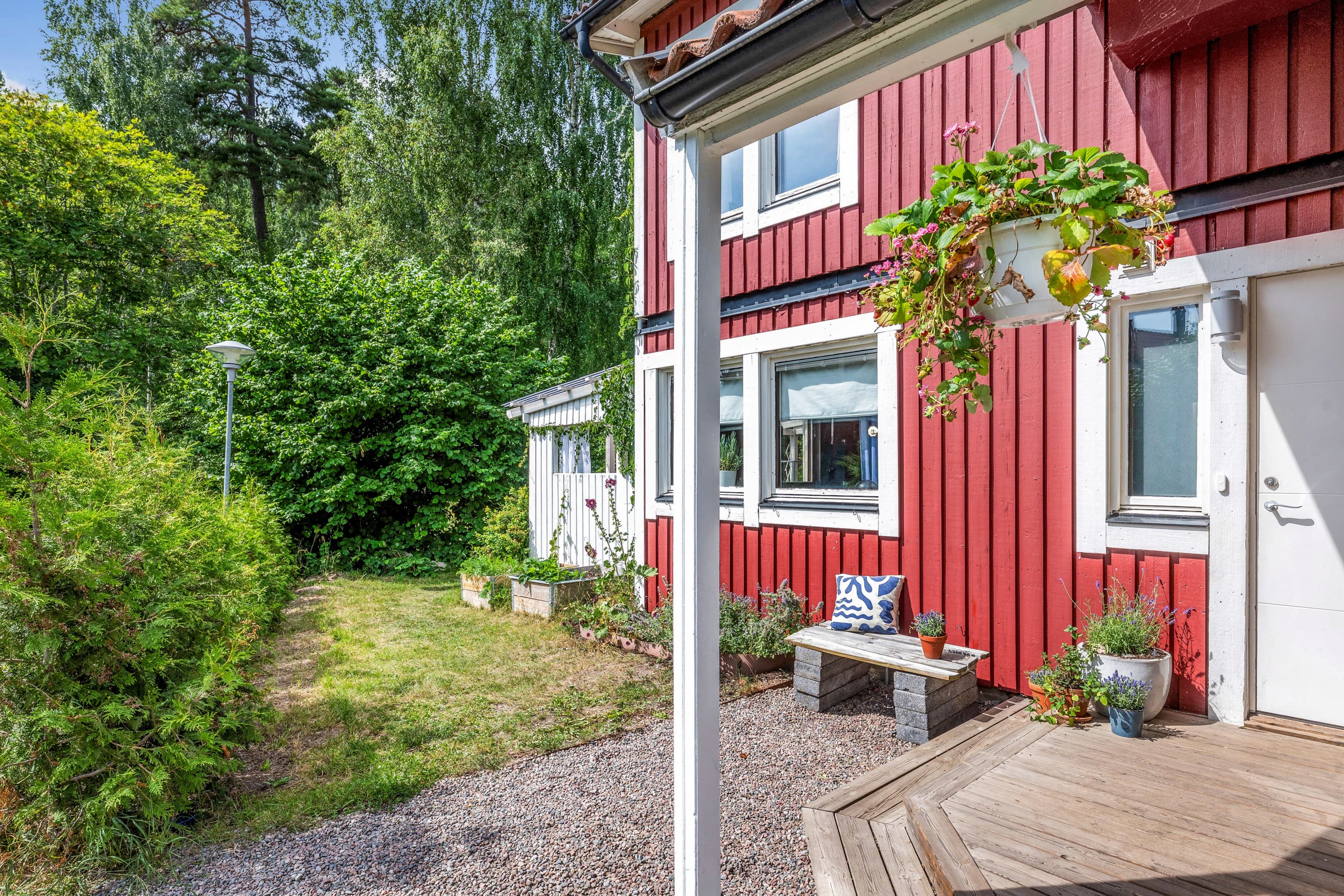 Månskensvägen 32