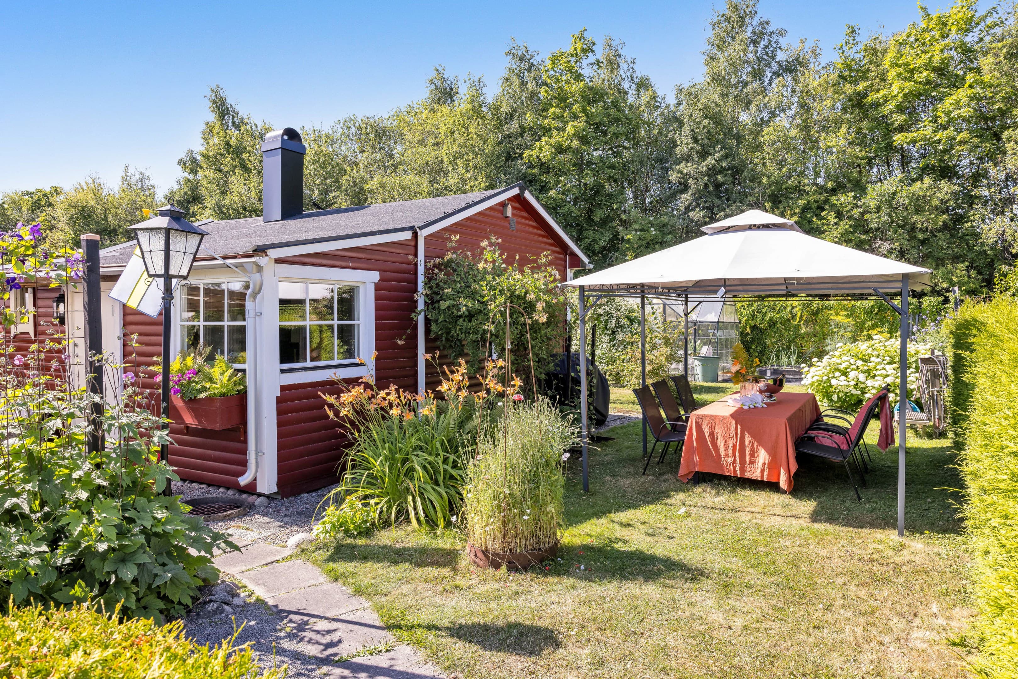 Tunakolonin 249 / Bellisvägen 249