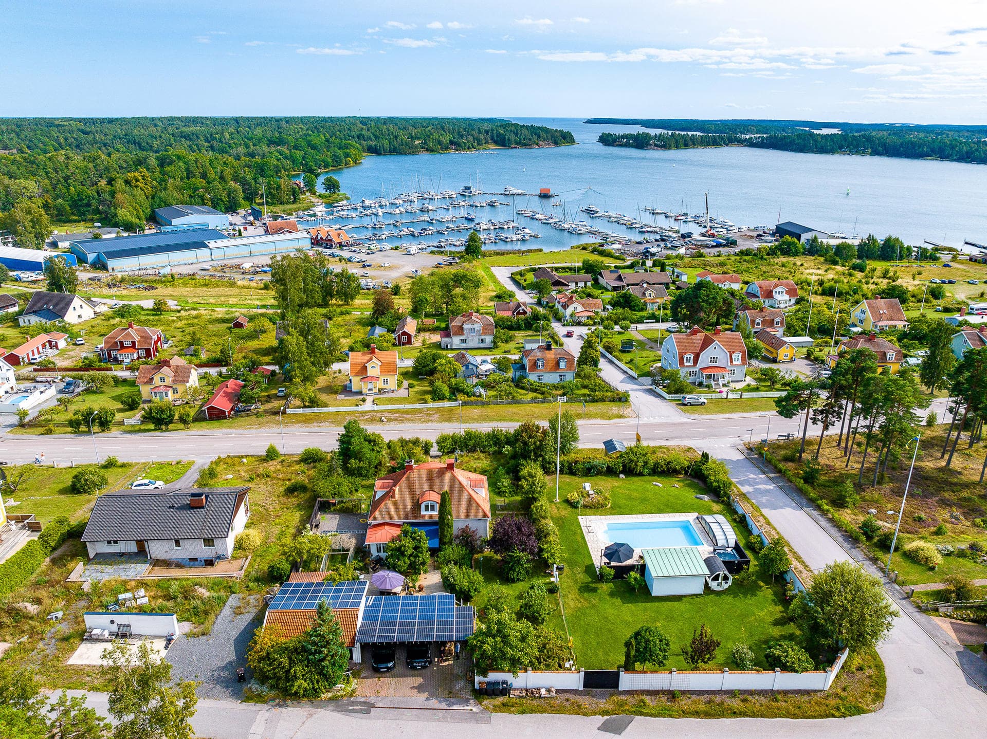 Bjursundsvägen 45 och Hammarvägen 2