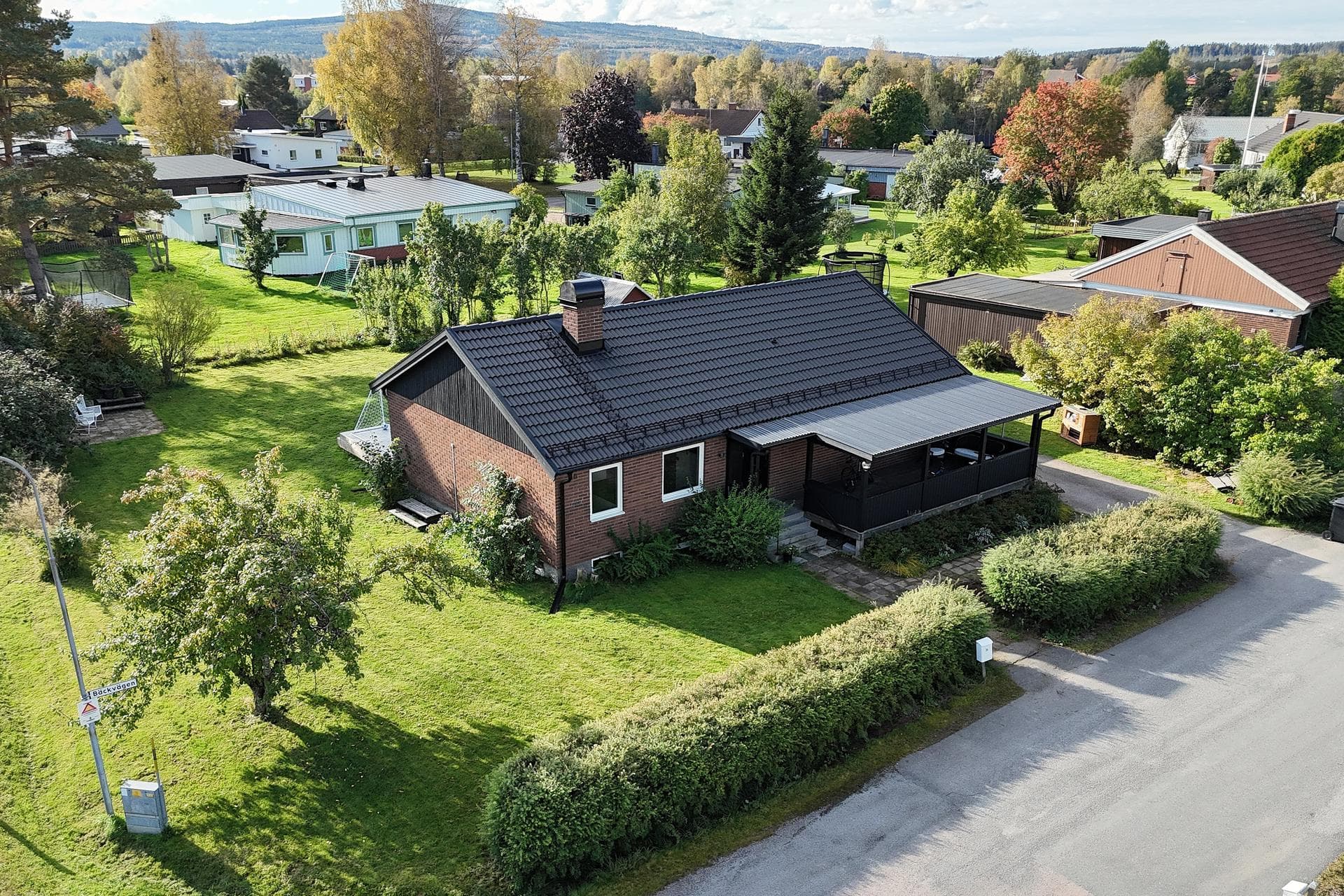 Bäckvägen 16