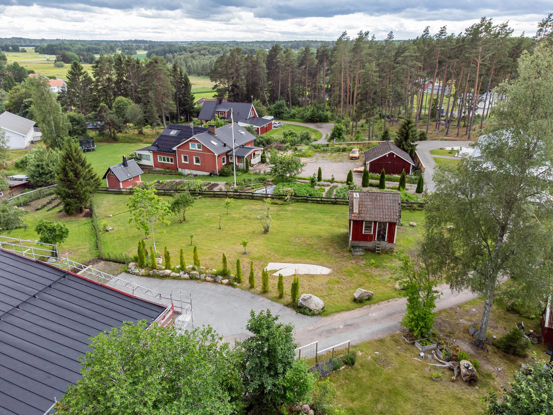 Skärfältens 16