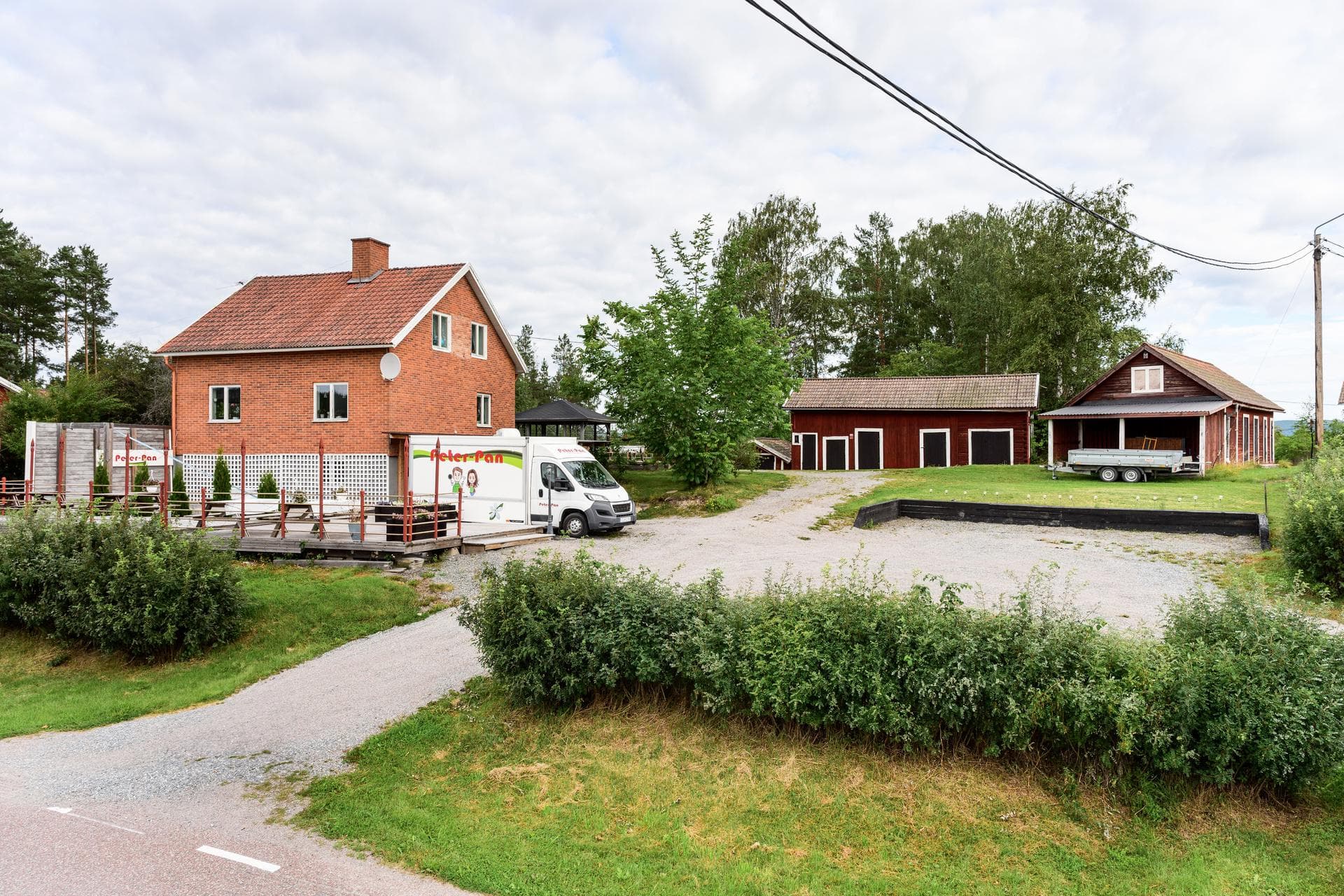 Enviksbyn 77