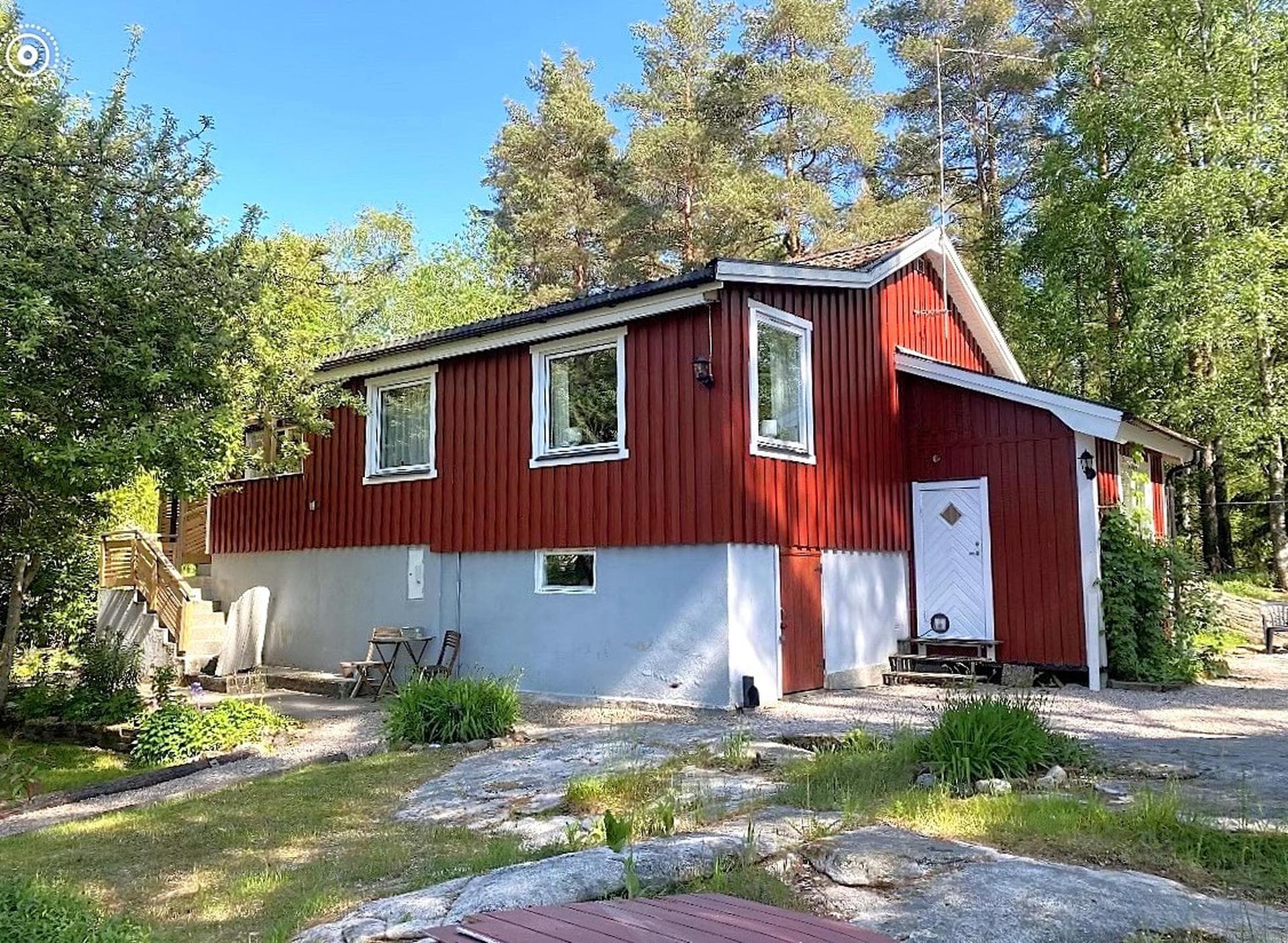 Skogsbovägen