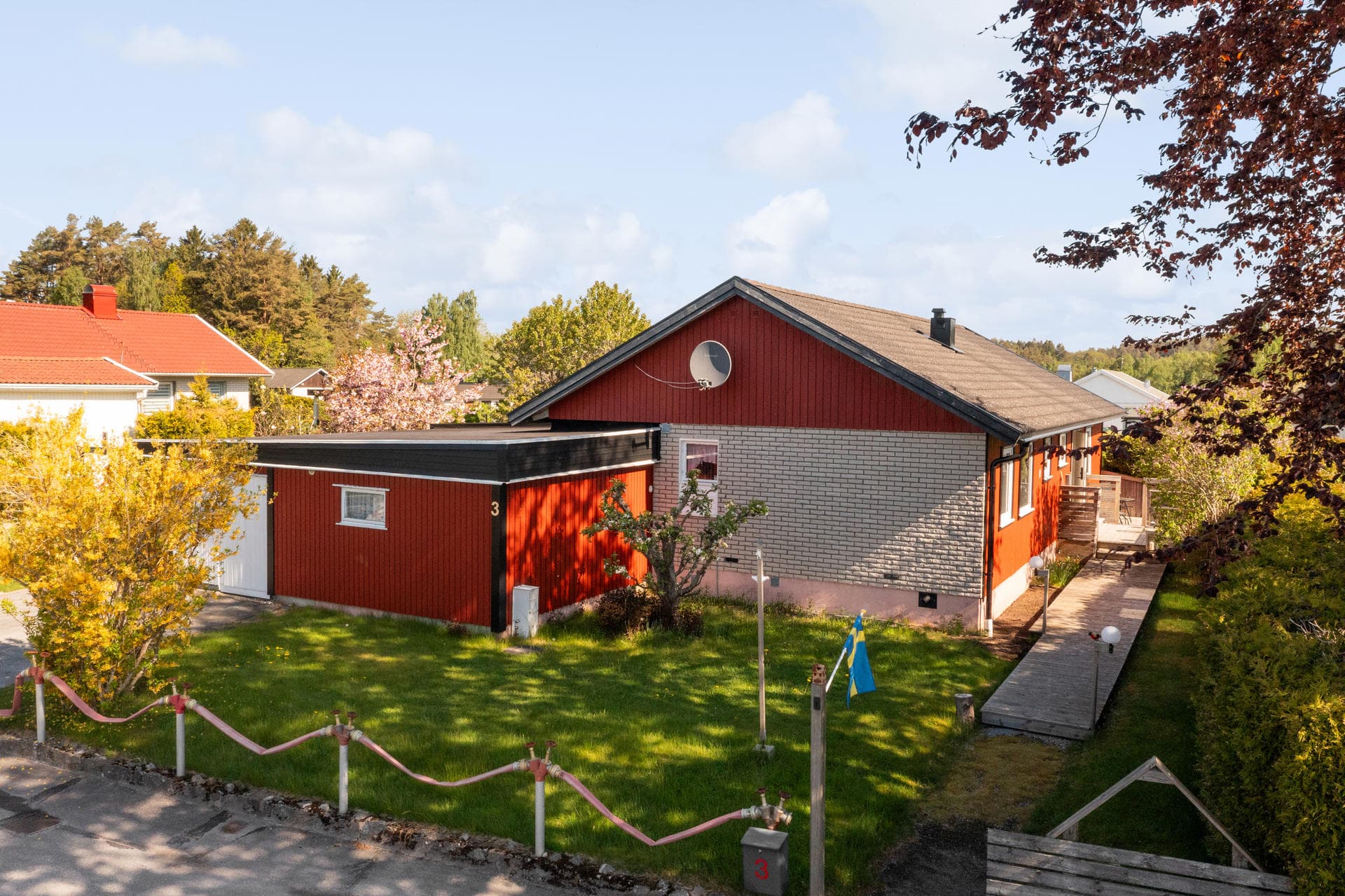 Smörblommevägen 3