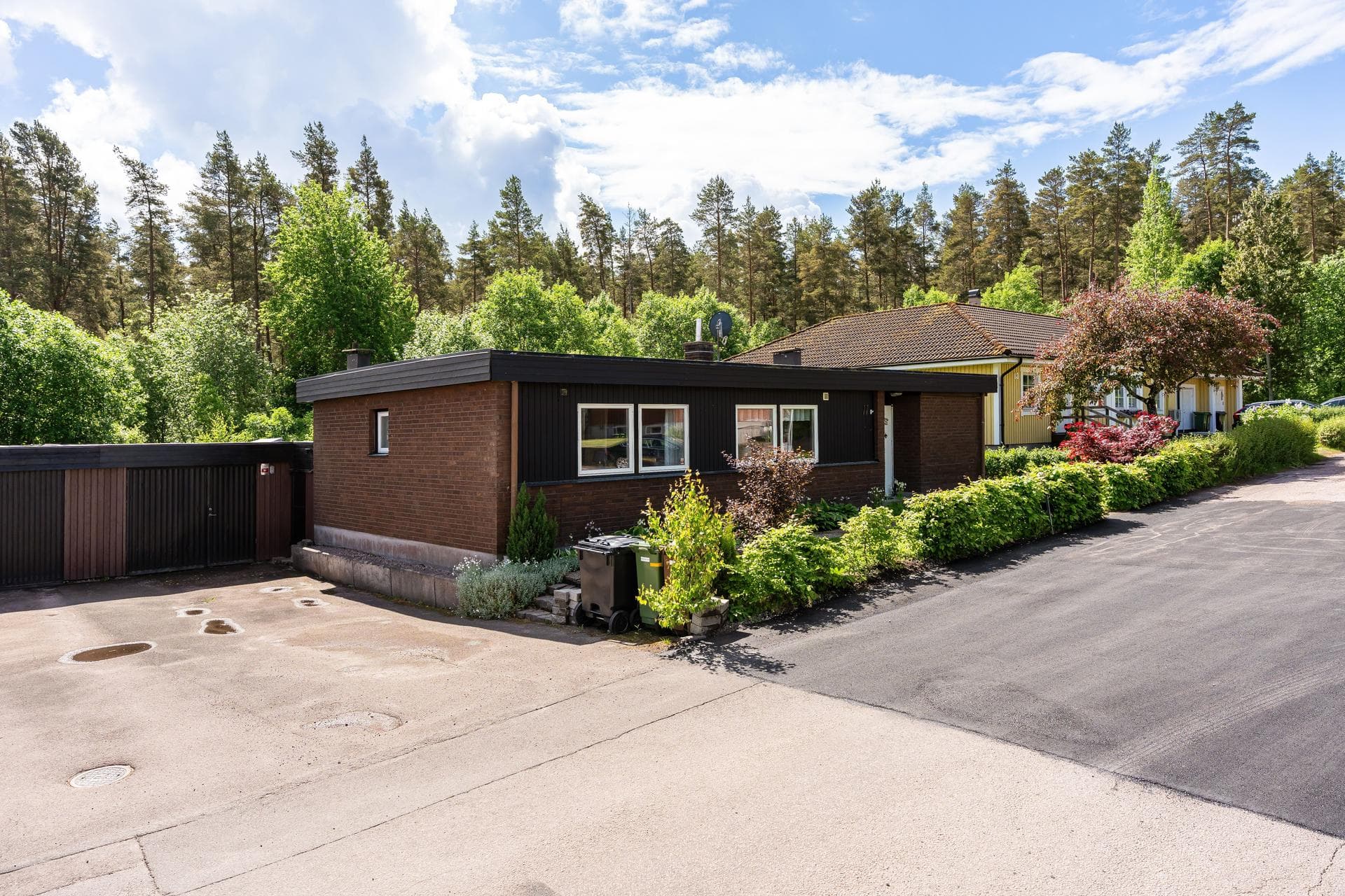 Almvägen 11