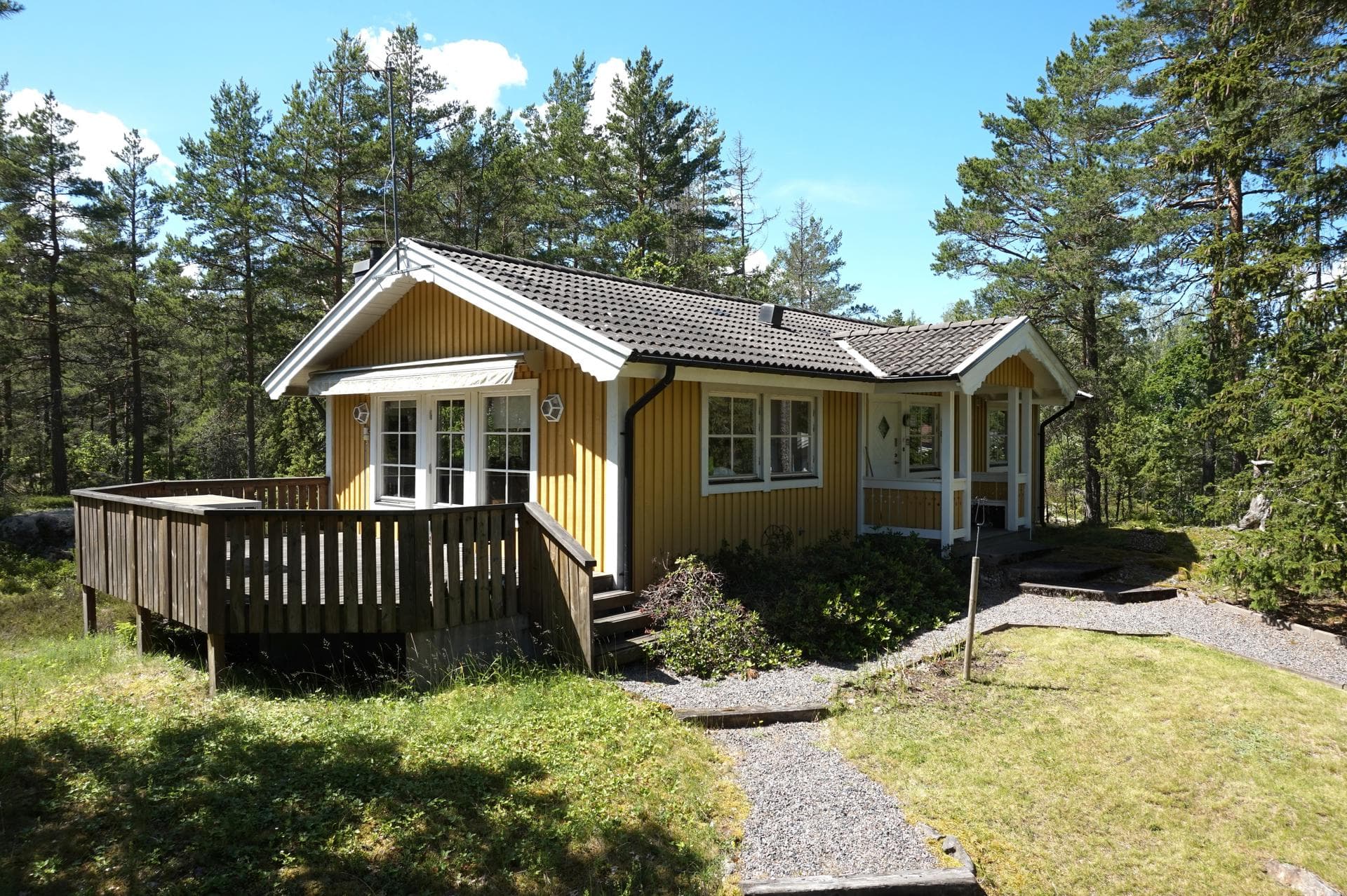 Eknäsvägen 10