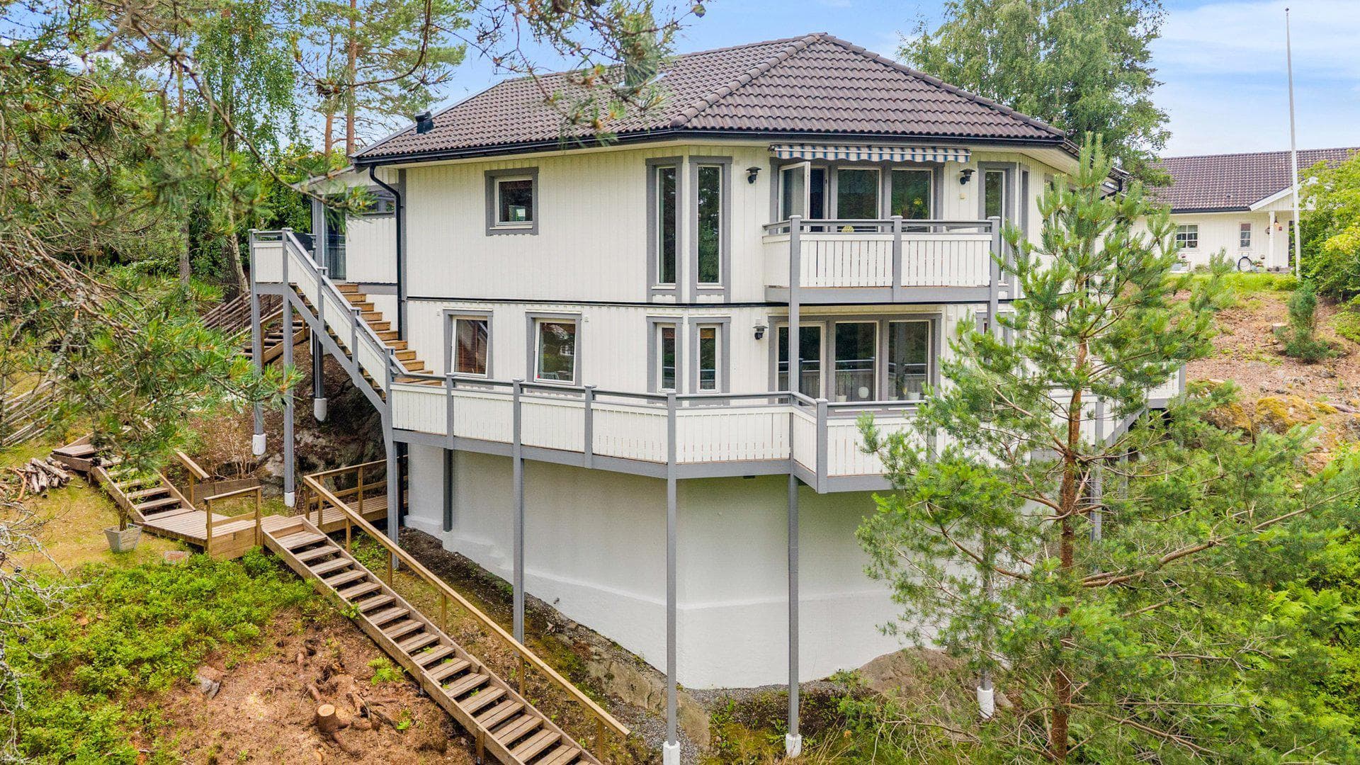 Högbackavägen 49