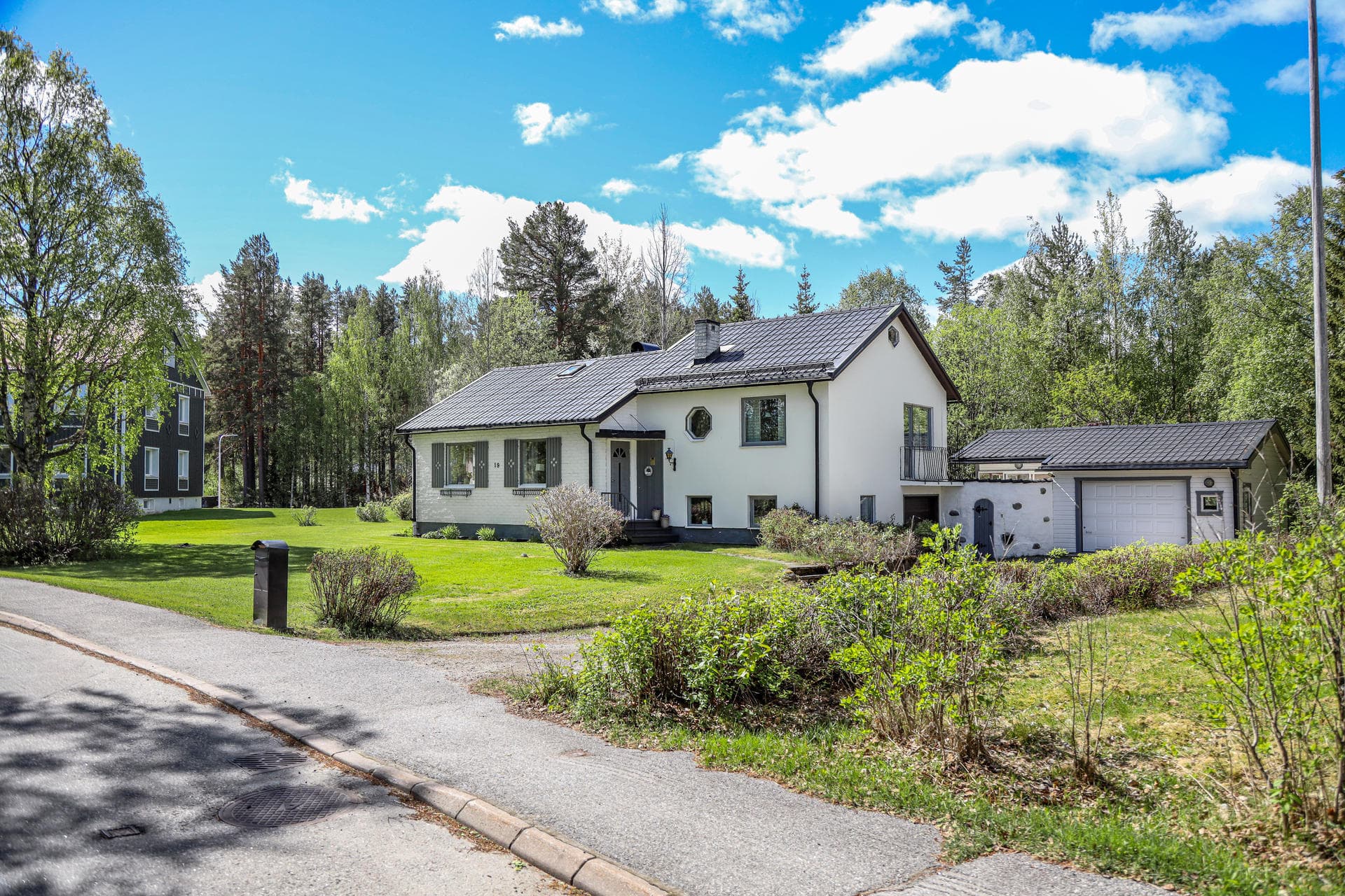 Fågelvägen 19