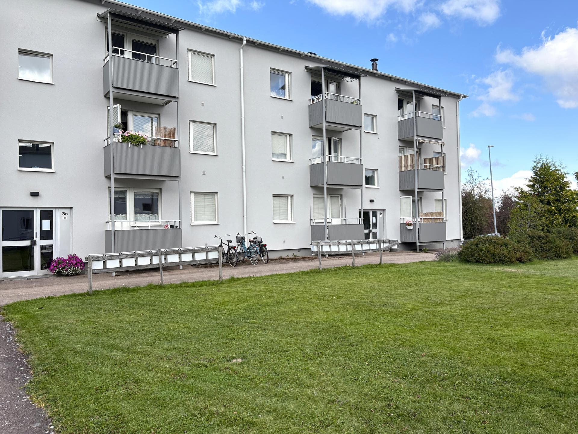 Backmansvägen