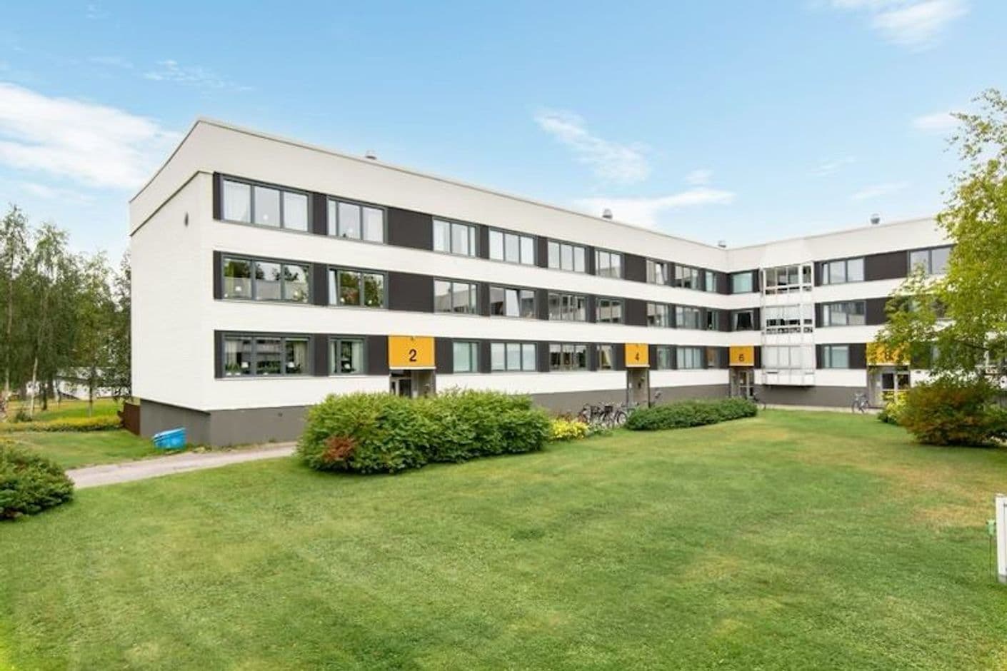 Lingonstigen 6