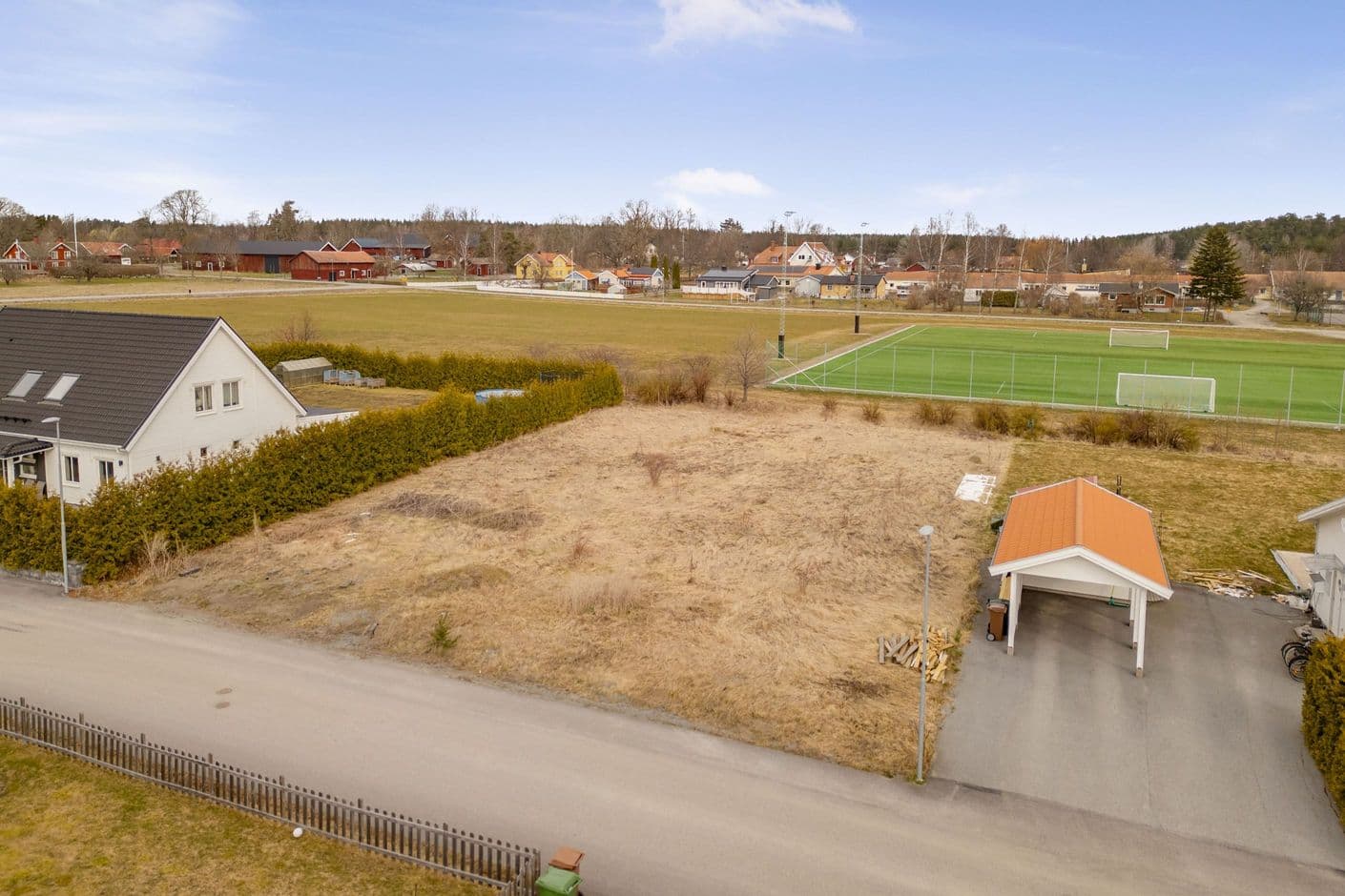 Fältvägen 8