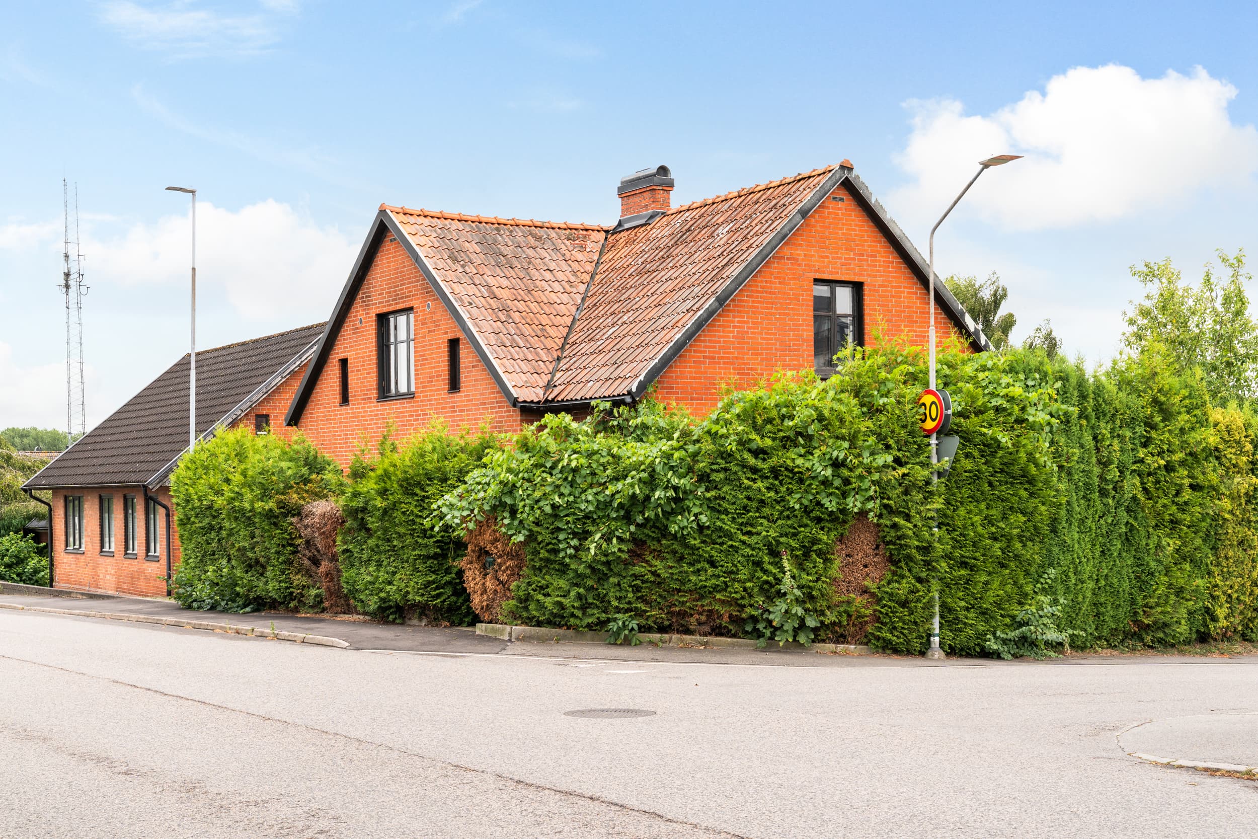Hällestadsvägen 12