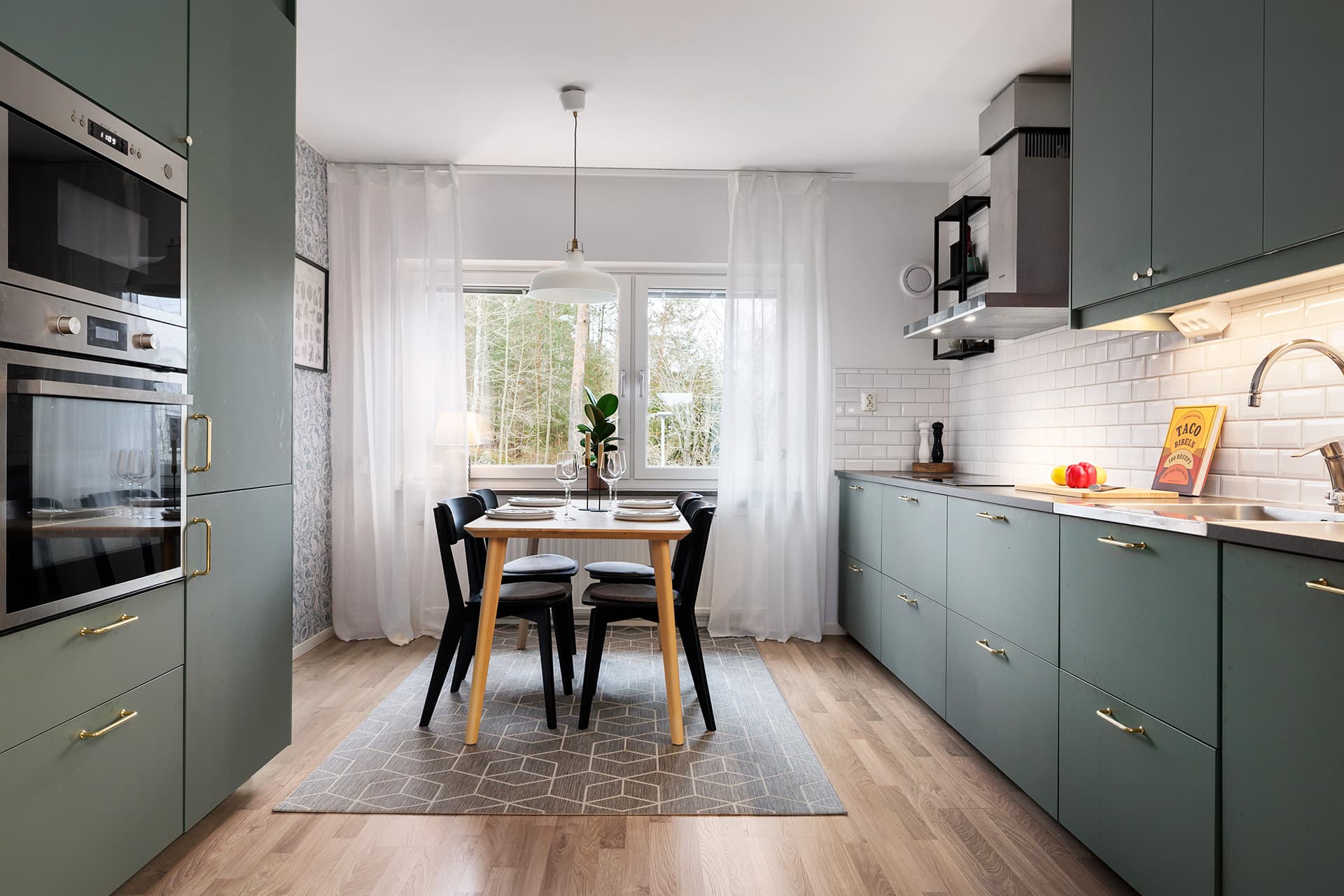 Falkvägen 18